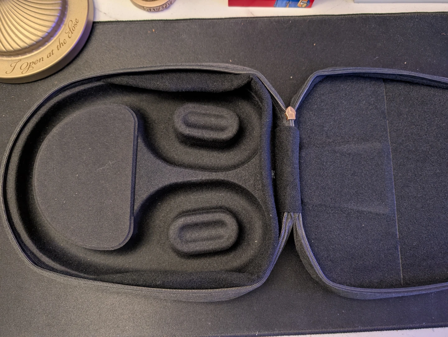 Original Sony Headphones Carrying Case for WH-1000XM5 - photo 5
