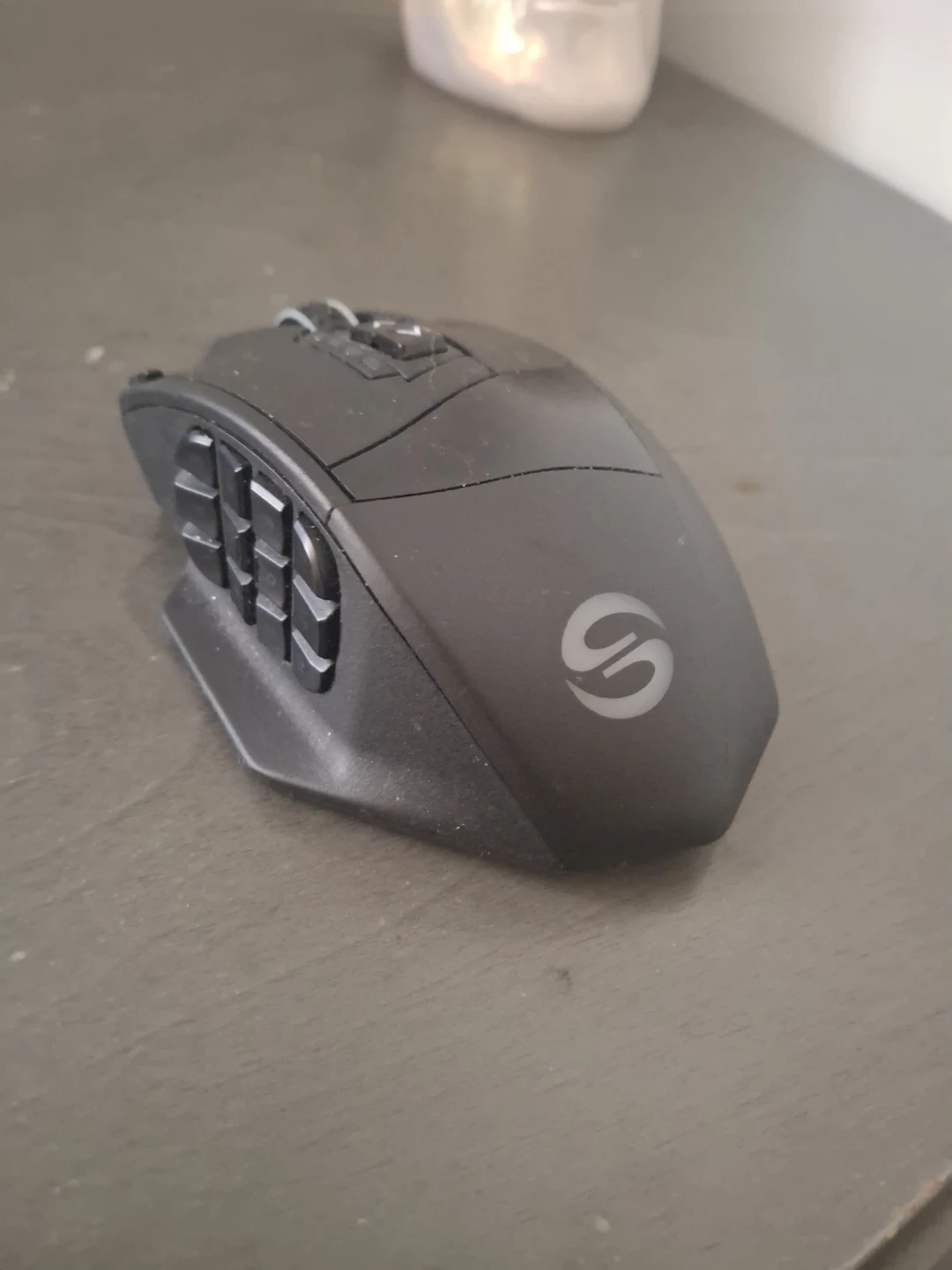 UtechSmart Venus Pro RGB MMO Wireless Gaming Mouse