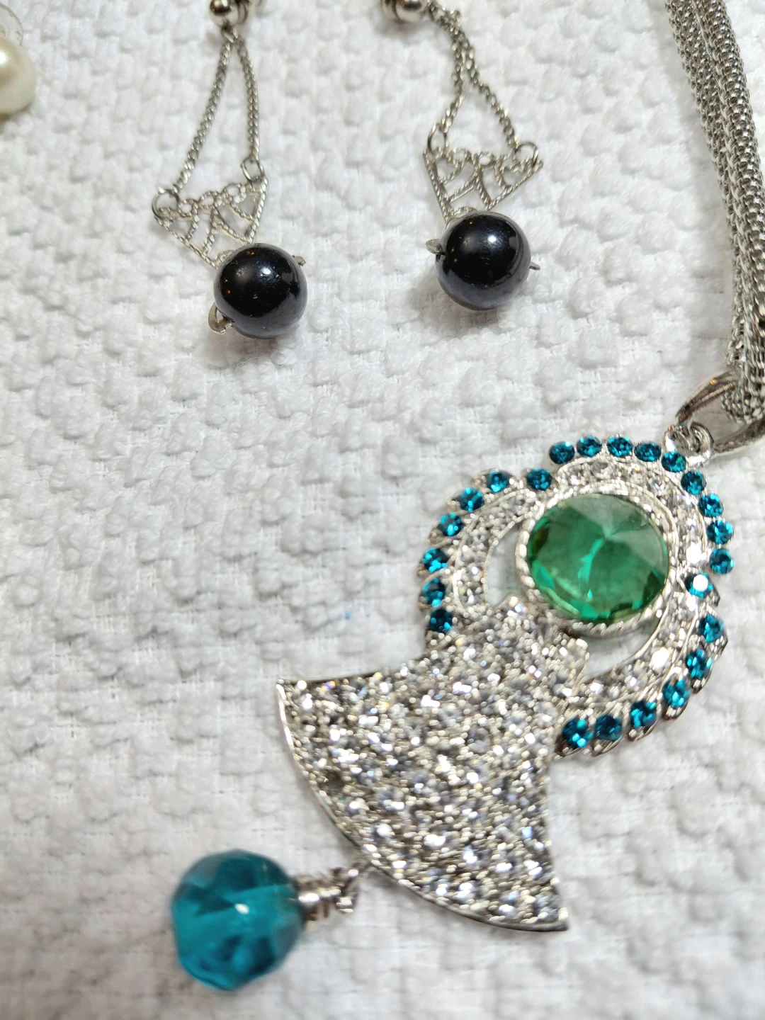 Assorted Costume Jewelry Lot - photo 2