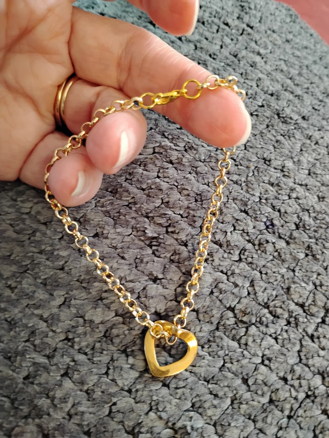 Gold Plated Floating Heart Charm Bracelet