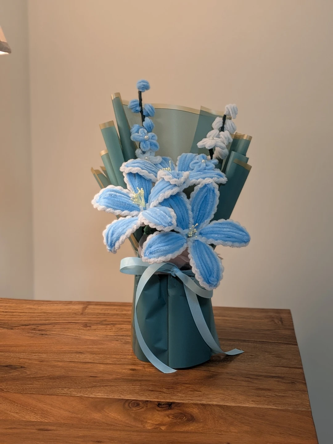 Handmade pipe cleaner Flower Bouquet