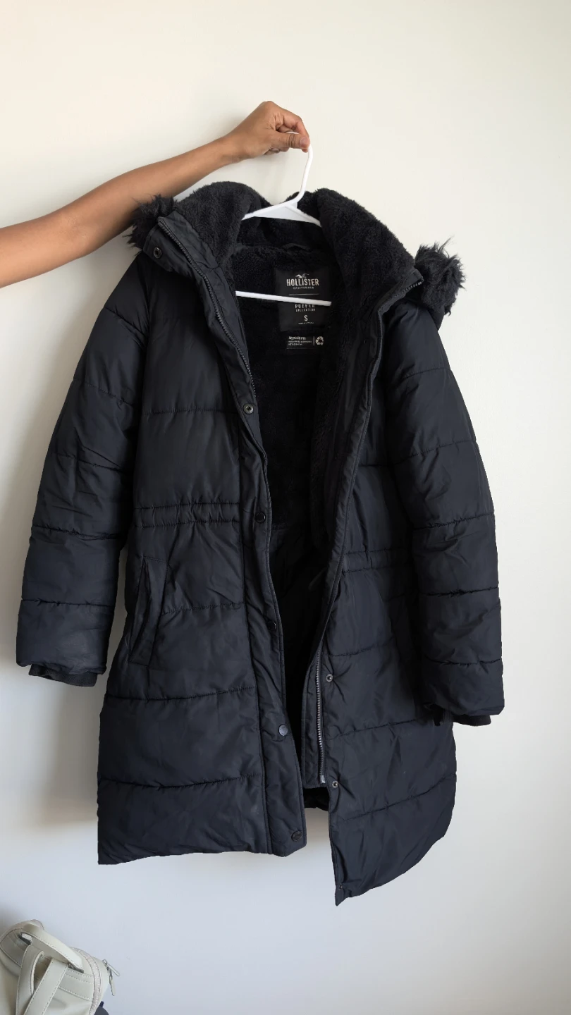 Hollister Puffer Coat with Fur Hood - Black