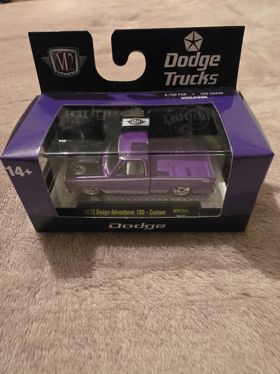 M2 Machines 1972 Dodge Adventurer 100 Custom 440 Wedge Diecast - photo 2