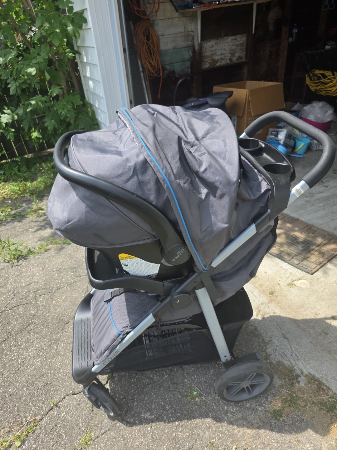 Evenflo Travel System Stroller and Car Seat - photo 3