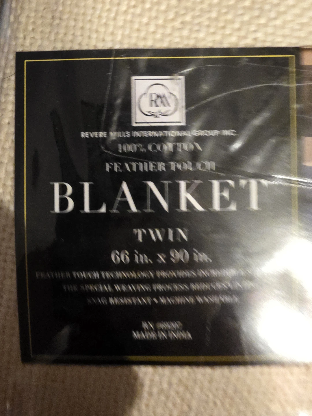 Revere Mills "Feather Touch" Twin Blanket - photo 2