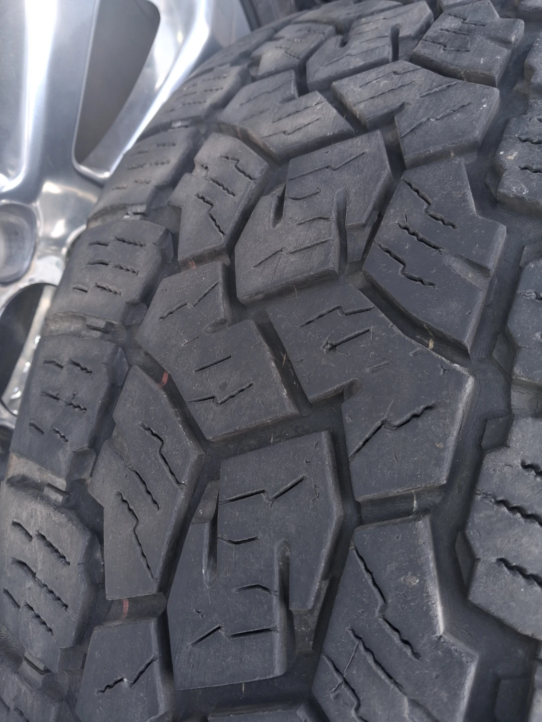 (4) 2024-Chevy Silverado 22inch rims and tires 275/50 R22 111T - photo 2
