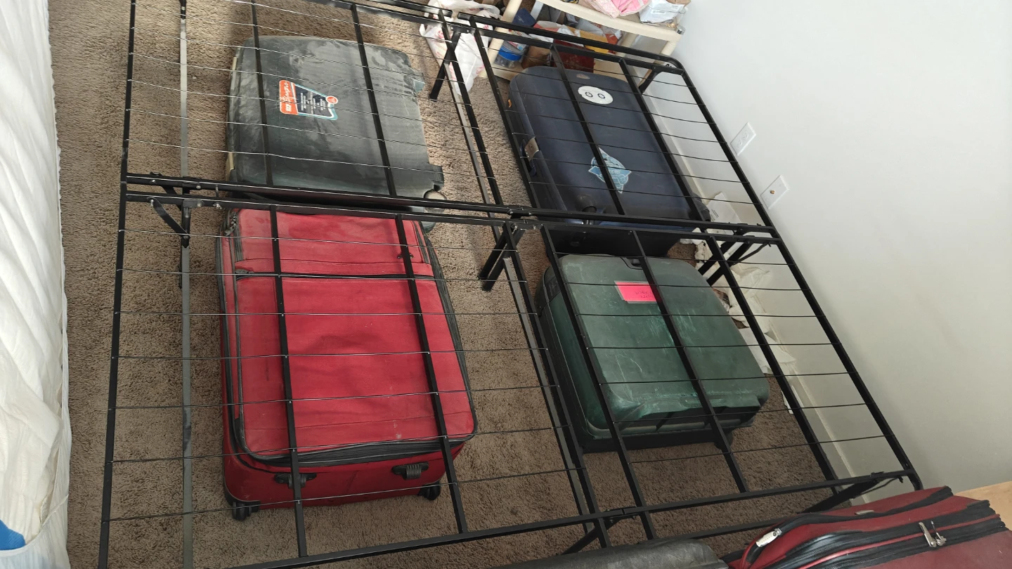 King Size Metal Bed Frame - photo 3