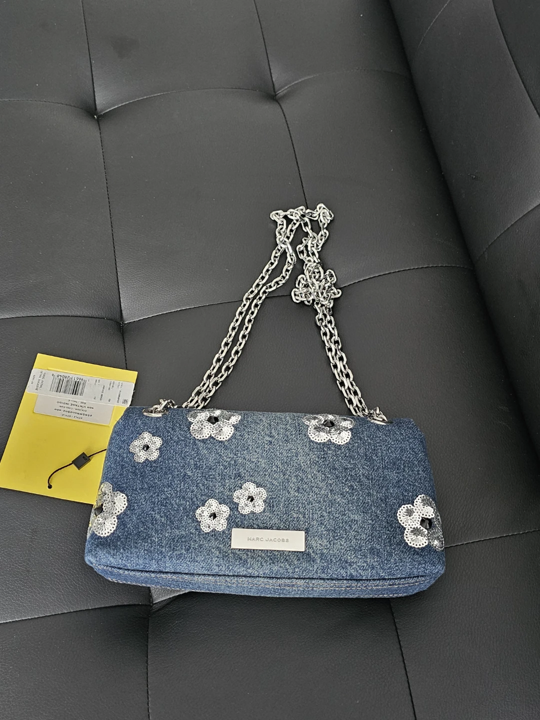 BNWT Authentic Marc Jacobs Denim Flower Embellished Shoulder Bag - photo 3