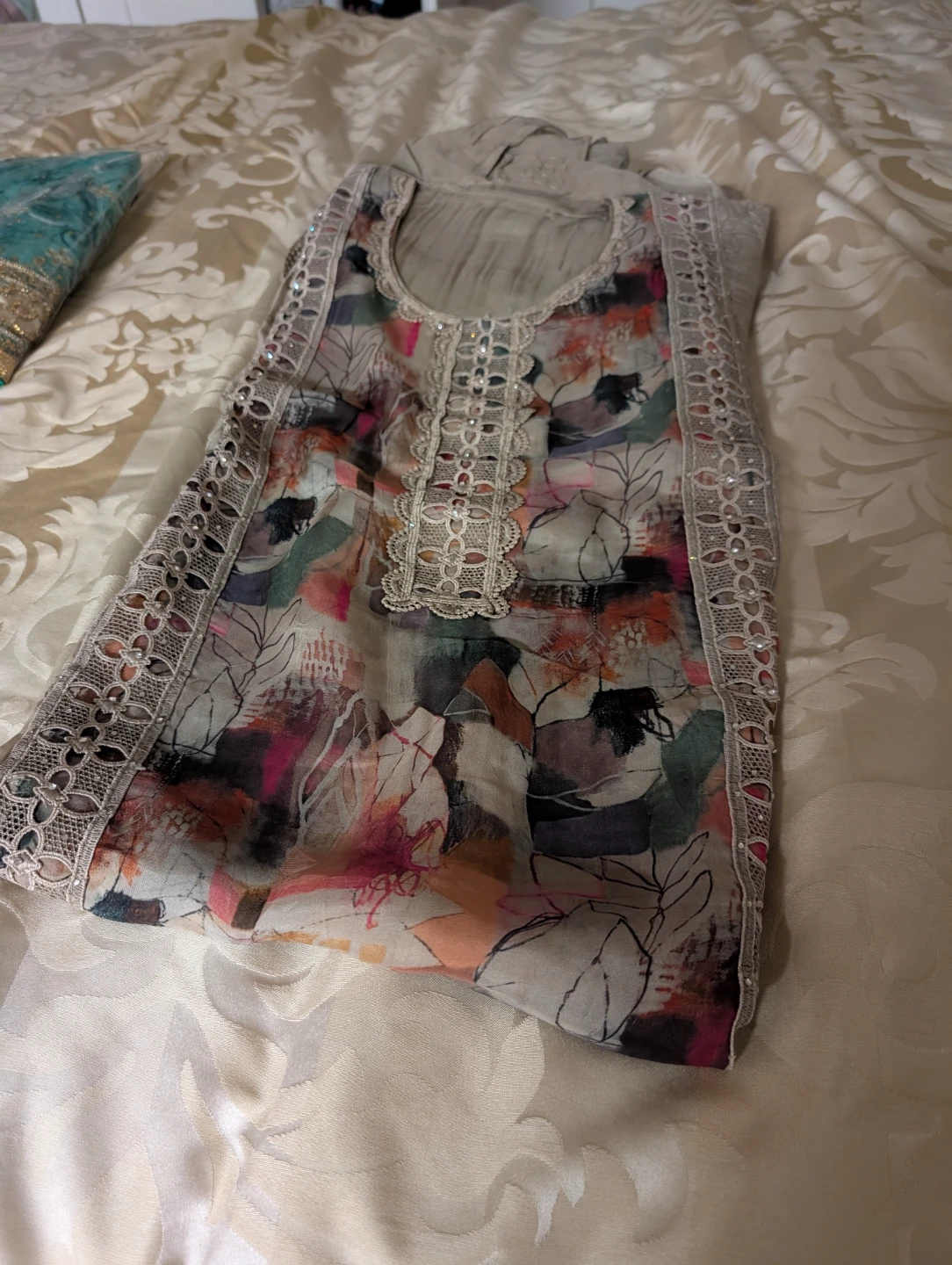 Women's Salwar Kameez Set Unstitched  $70 for 3 - photo 2