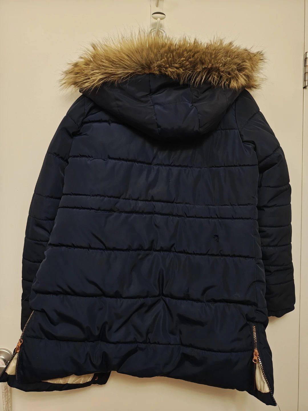 Navy Puffer Winter Coat with Faux Fur Trim Youth Large - photo 5