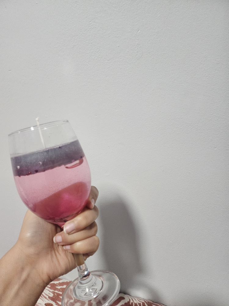 Wine Glass Candle with Glitter - photo 5