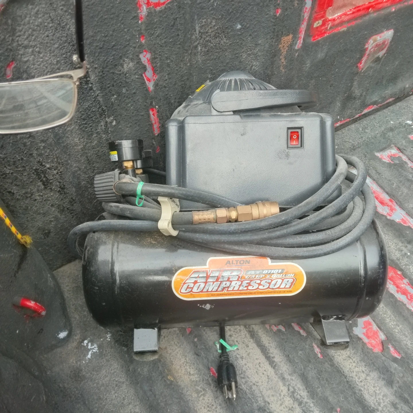 Alton AT 01101 Air Compressor - photo 4