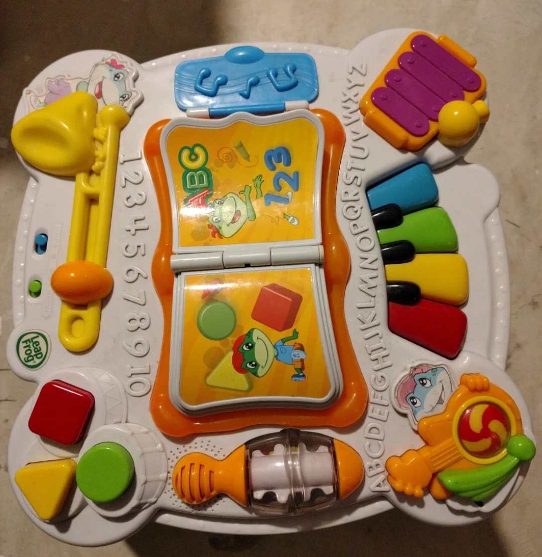 LeapFrog Activity Table - photo 3