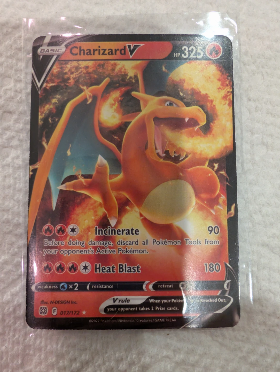 Pokemon Charizard V Brilliant Stars Trading Card