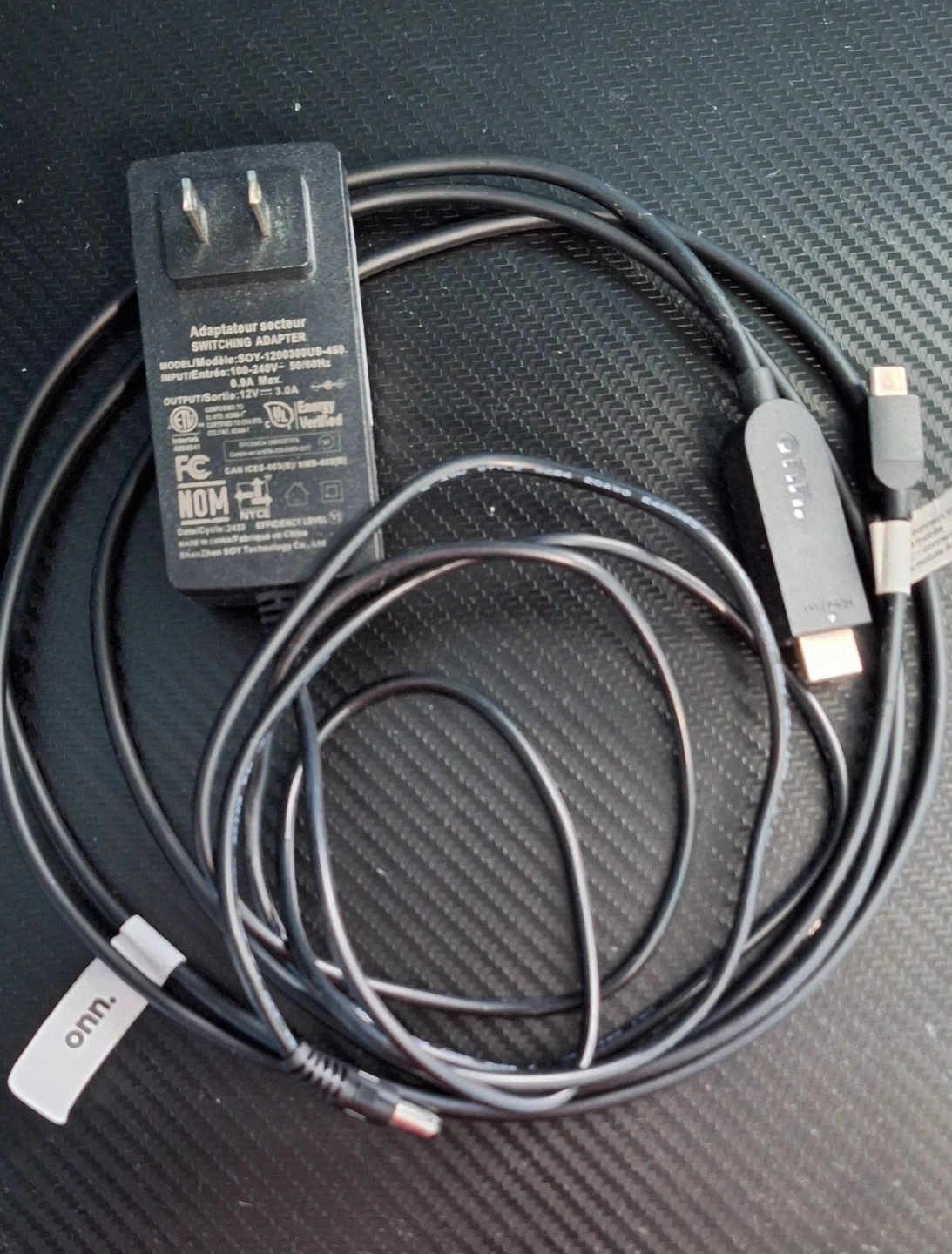 Computer display monitors (2) - photo 3