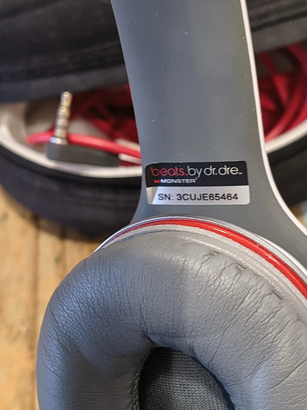 Beats by Dr. Dre Solo HD Headphones - photo 4