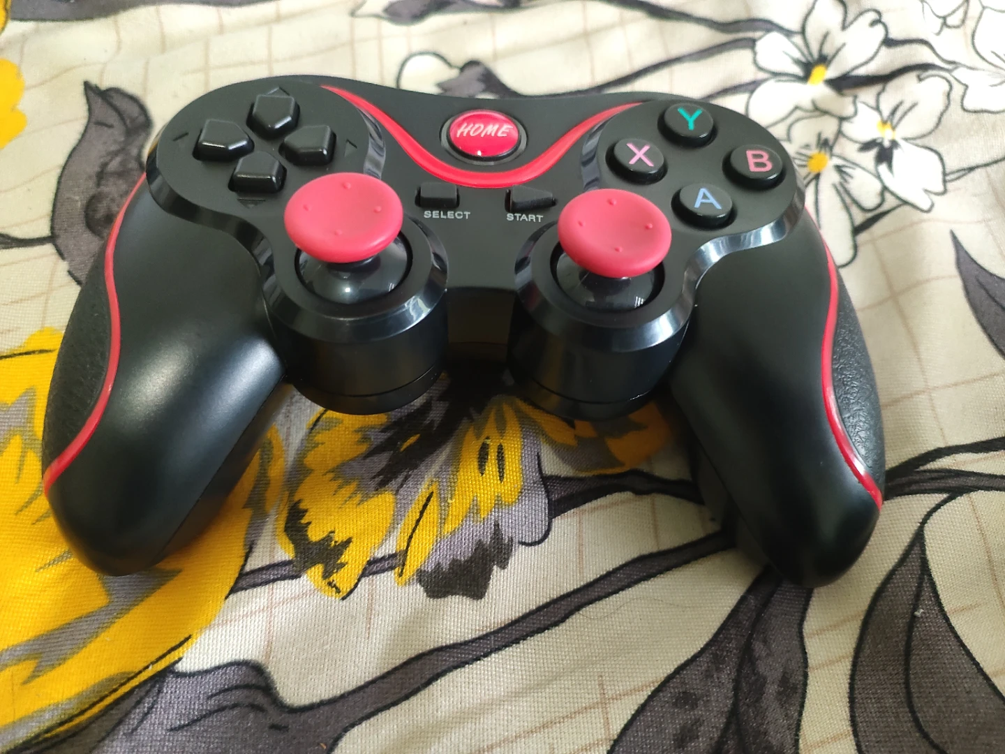 Black Wireless Game Controller - photo 3