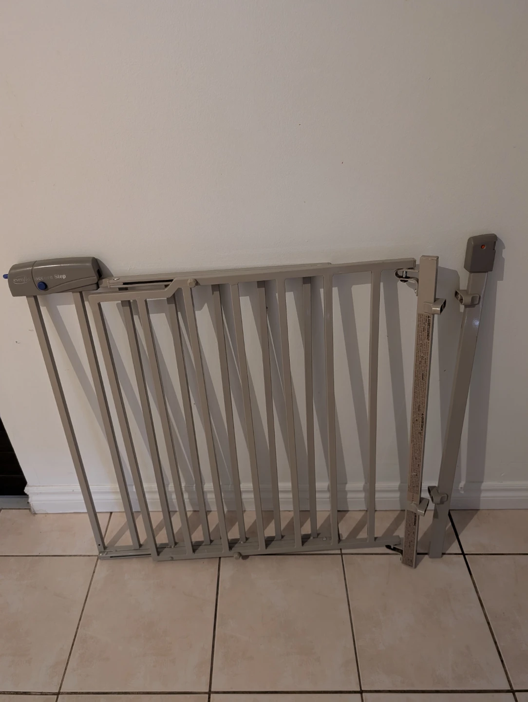 Evenflo Secure Step Gate - photo 2