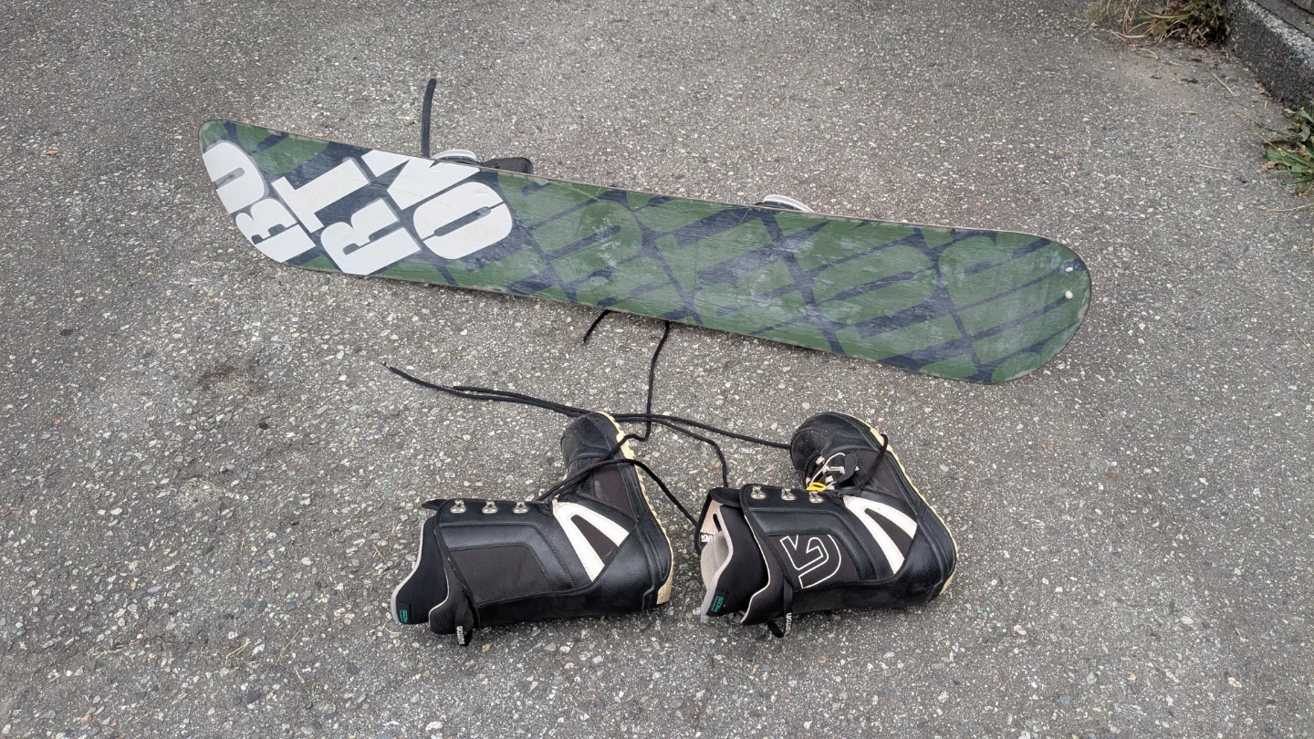 Burton Snowboard, Boots and Bindings - photo 2