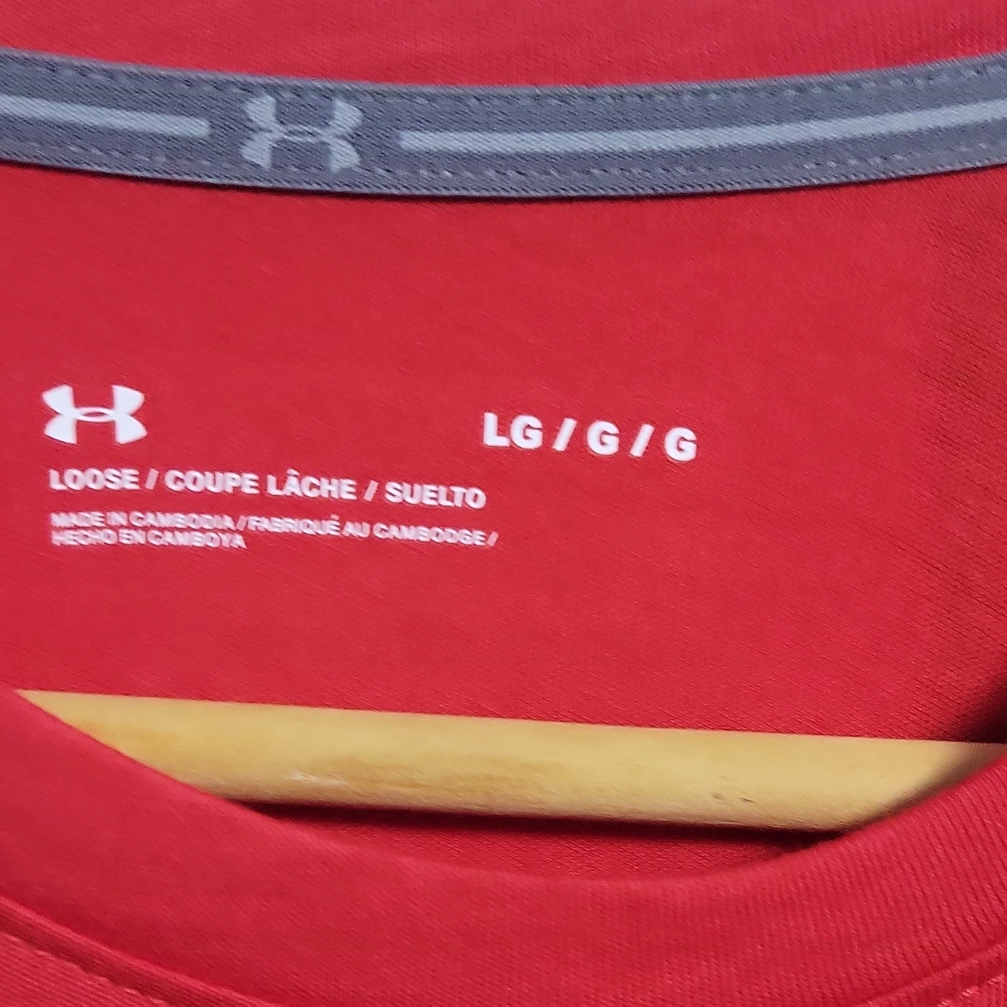 Under Armour Red T-Shirt - photo 5