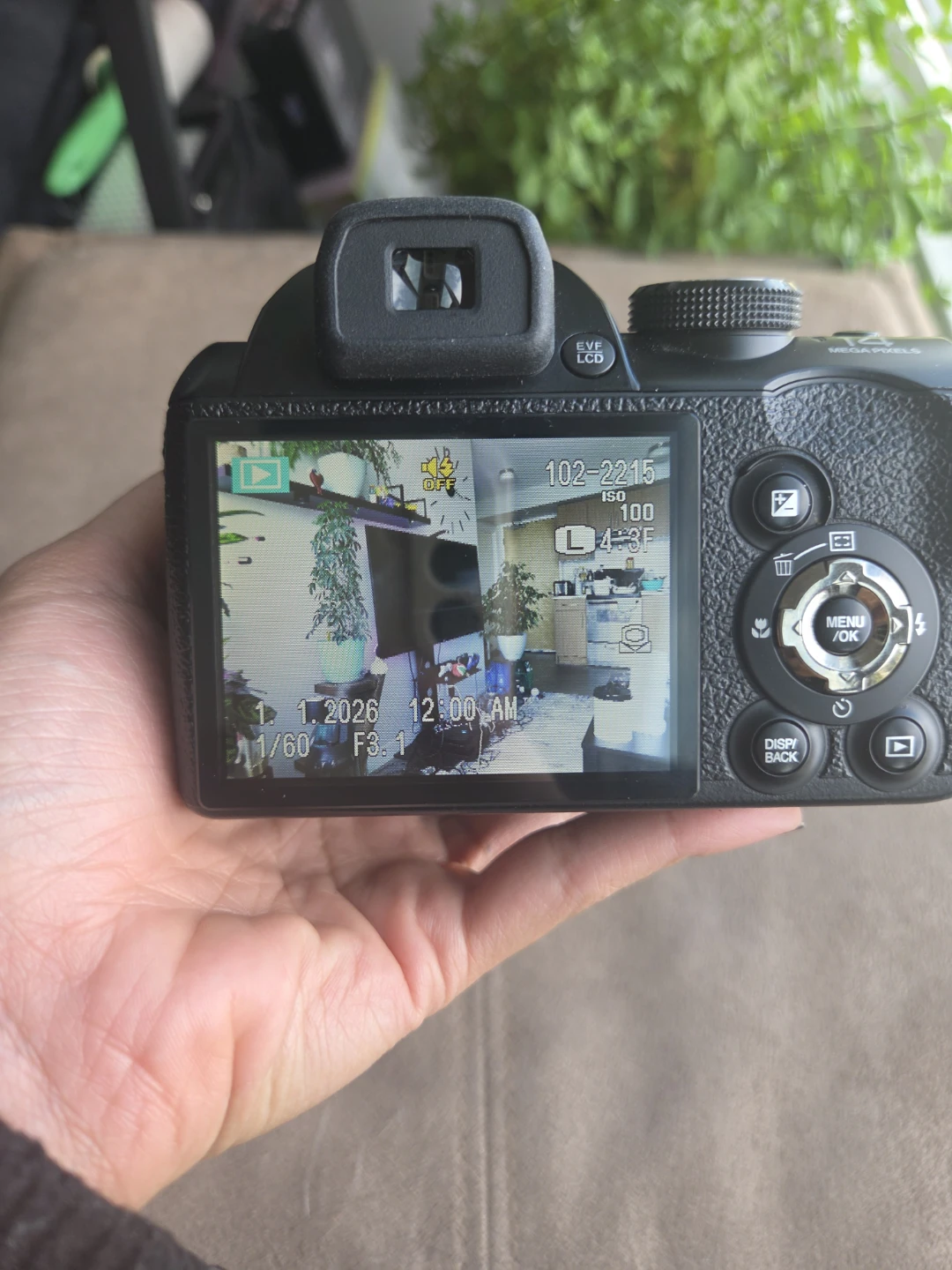 Fujifilm FinePix 26x Zoom Camera - photo 5