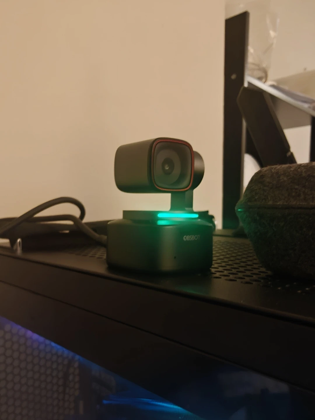 OBSBOT Tiny 2 PTZ Webcam - photo 2
