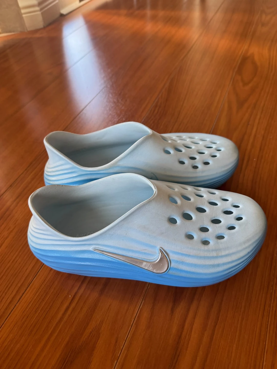 Nike ReactX Rejuven8 Blue & White size 7-7 and a half - photo 4