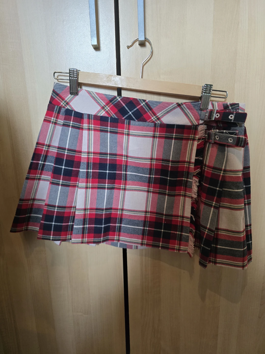 Aritzia Sunday Best Plaid Kilt Skirt Size 4
