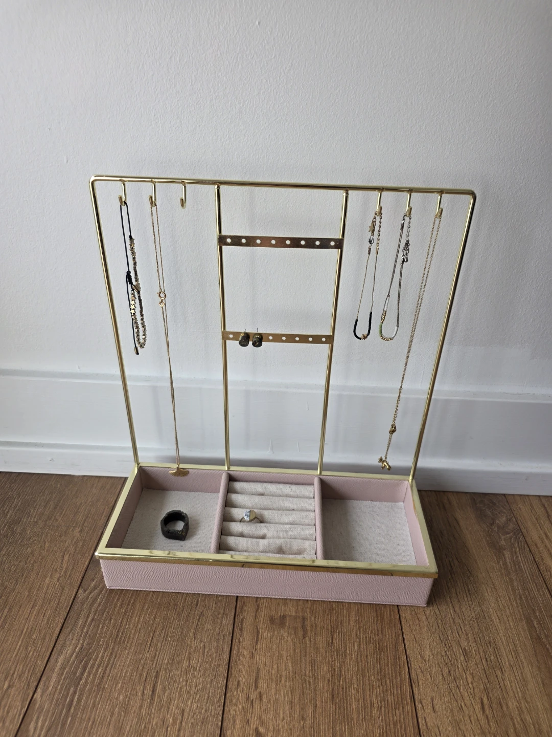 Pink Jewelry Stand