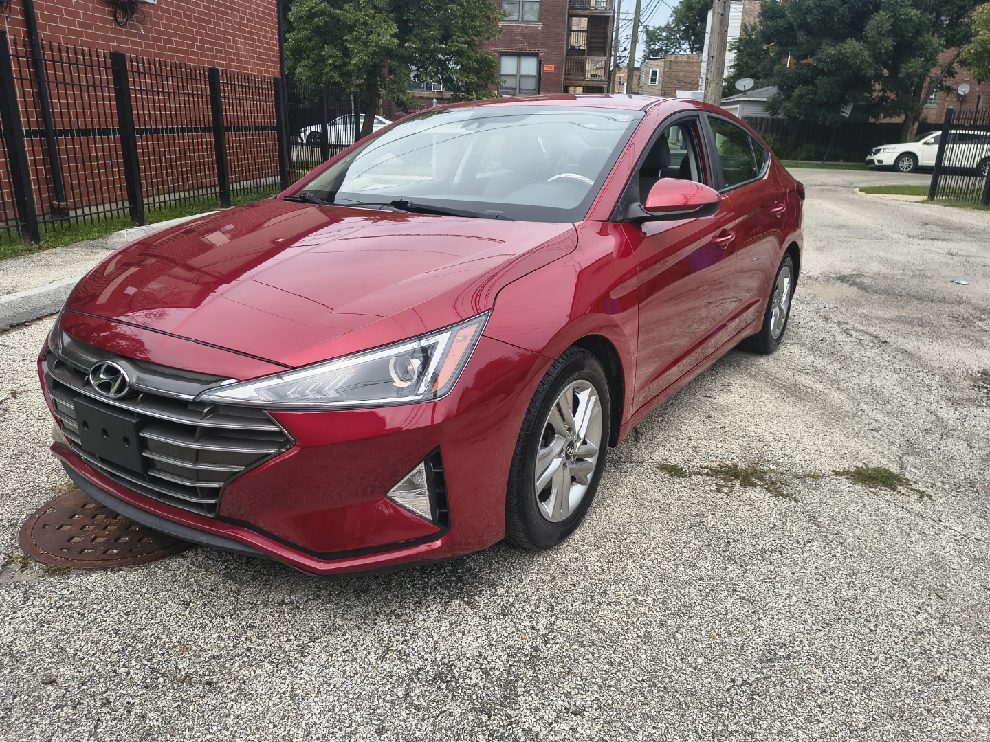Red Hyundai Elantra Sedan - photo 3