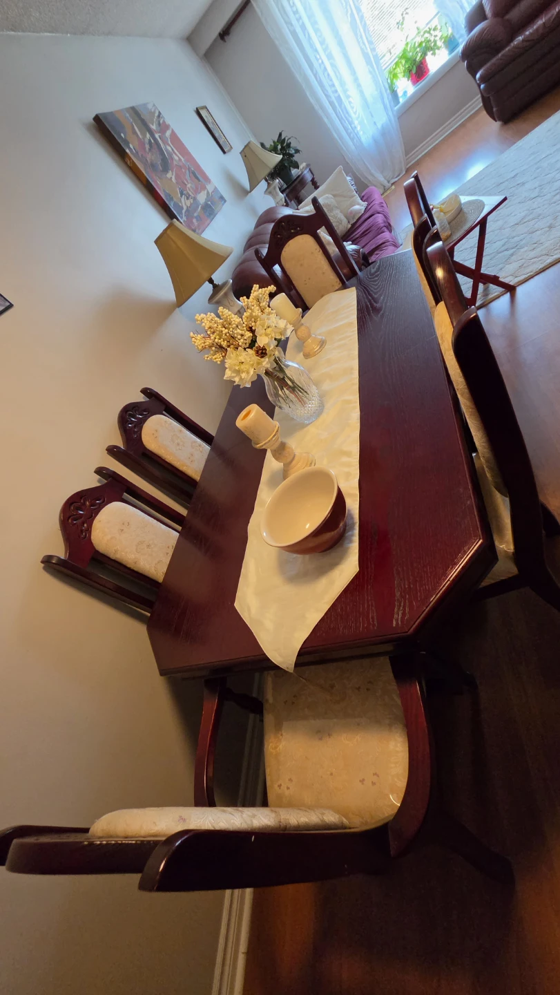 8-Piece Cherry Wood Dining Set with Hutch, Table, and 6 Chairs - photo 3