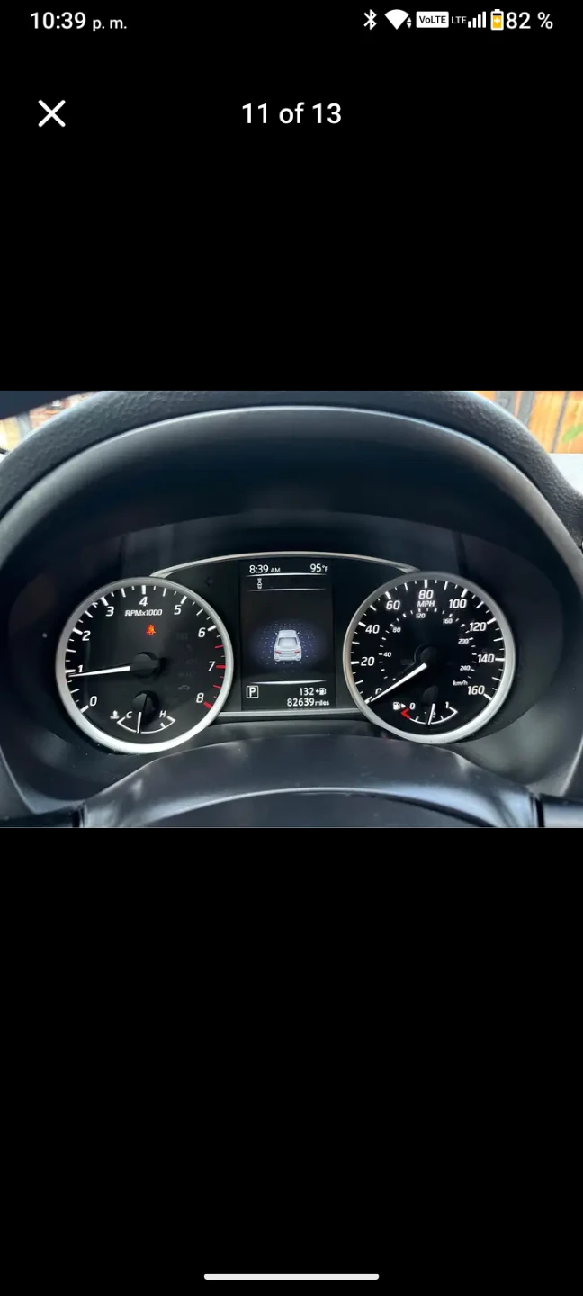 Nissan Sentra - Interior - photo 5