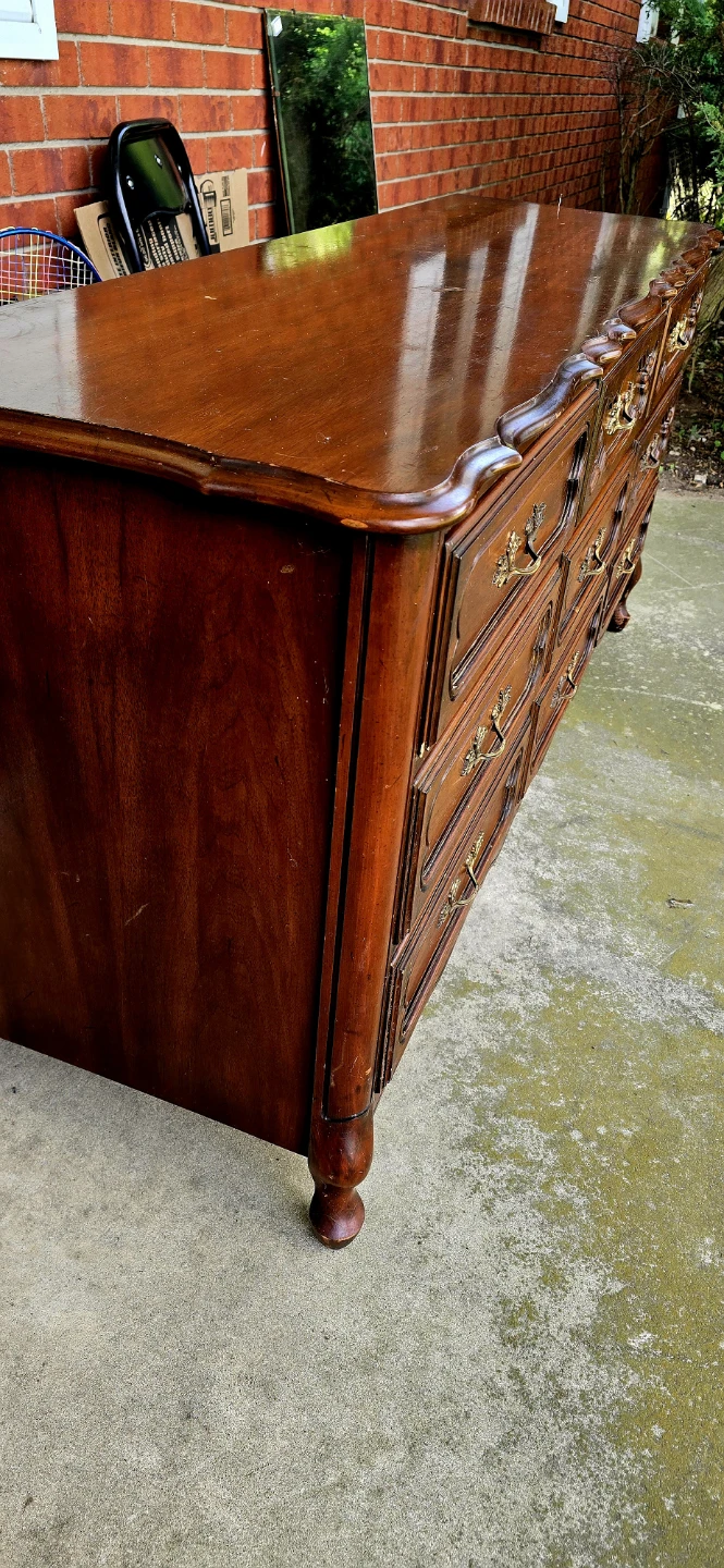Vintage Nine-Drawer Dresser with Mirror - photo 3