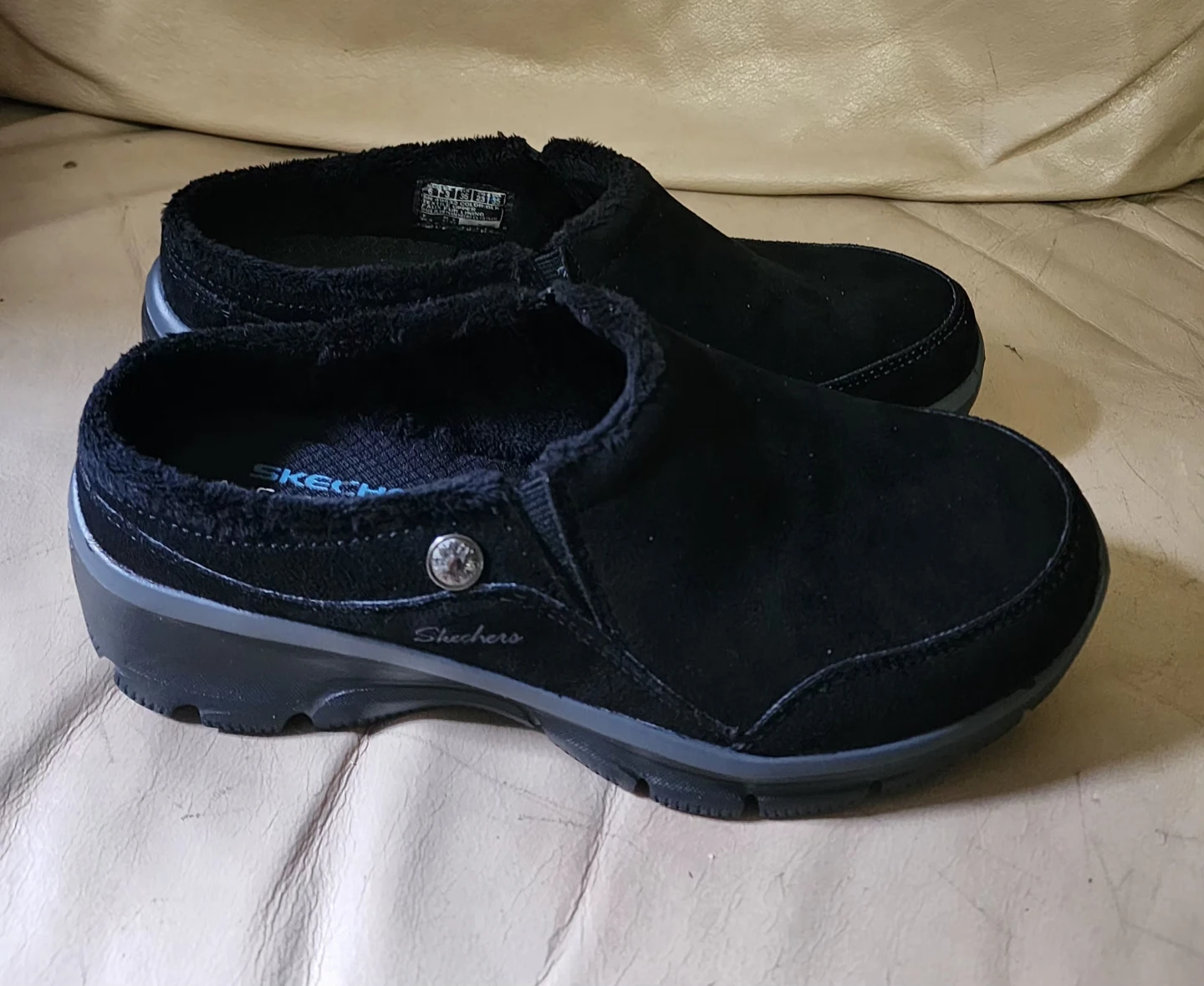 Skechers Women's Black Slip-On Mules. Size:6 - photo 2