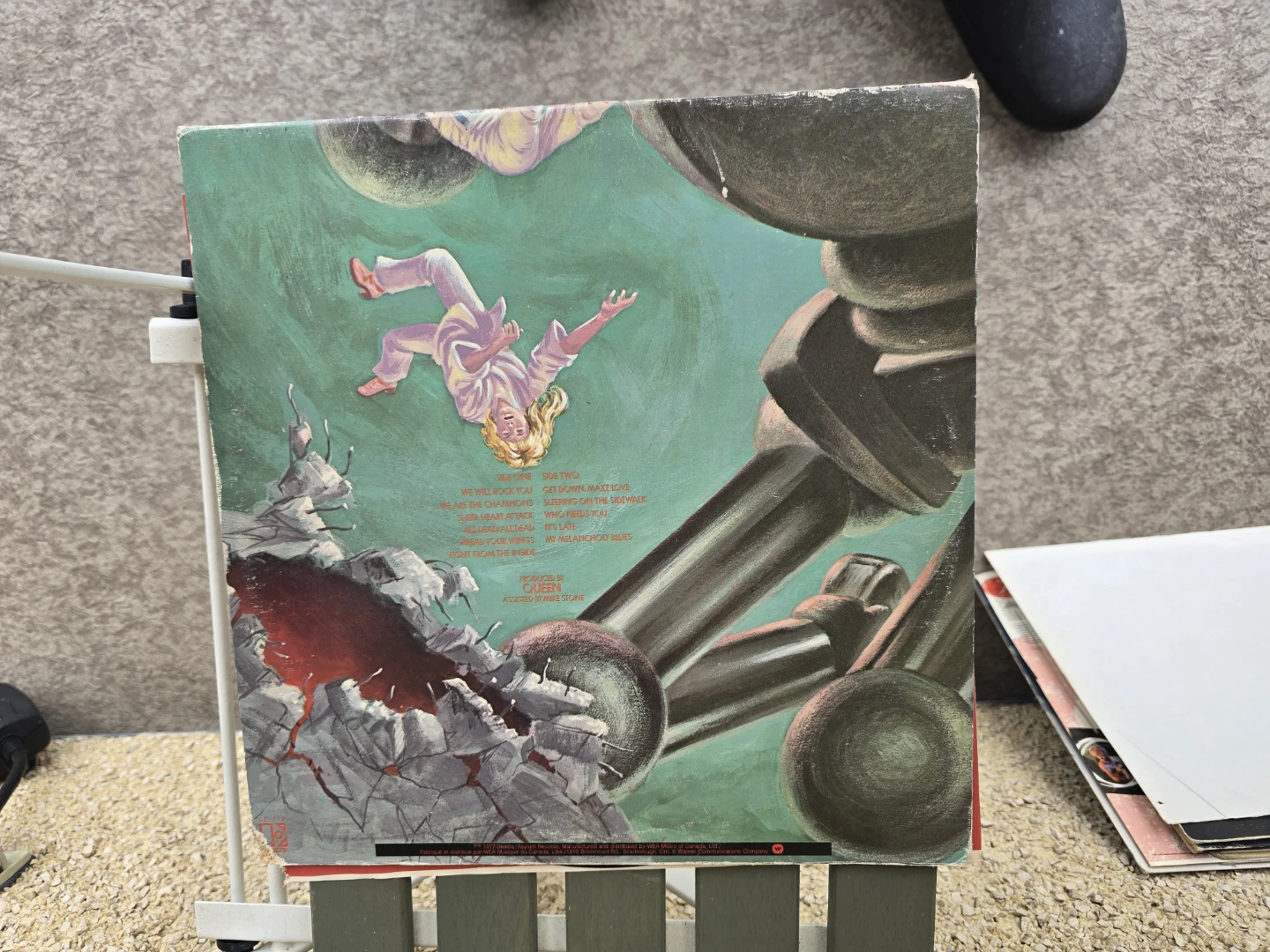 Queen - News of the World -Vinyl album - photo 2