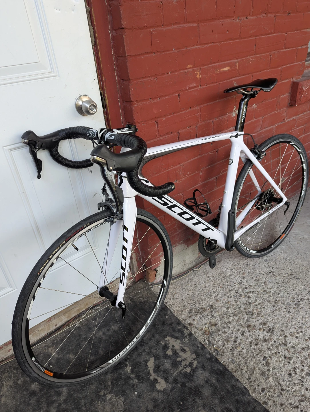 Scott Foil 10 Road Bike - photo 5