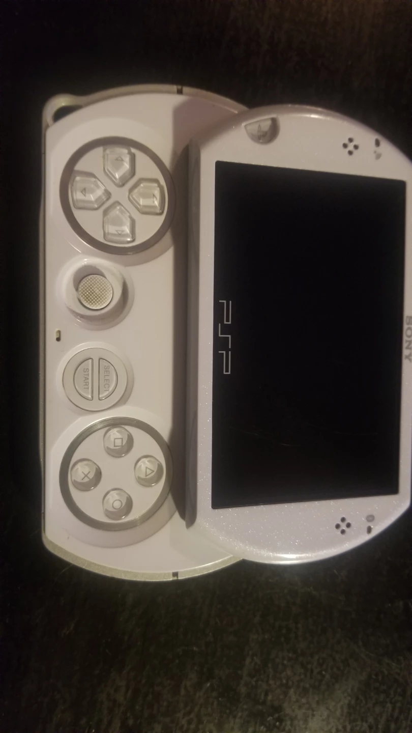 Pearl White PSP Go (no charger)