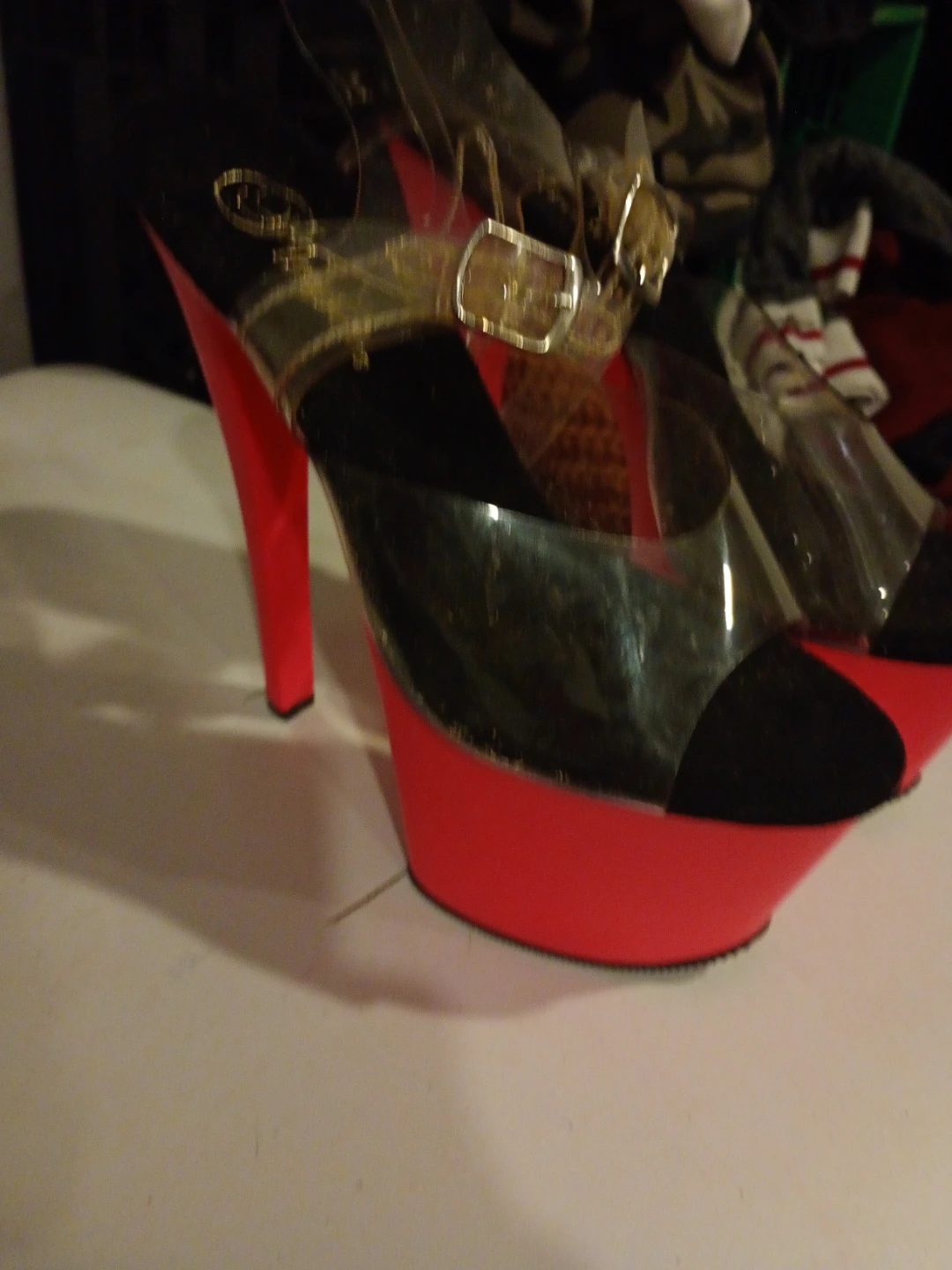 Pleasers Platform Heels size 7 - photo 2