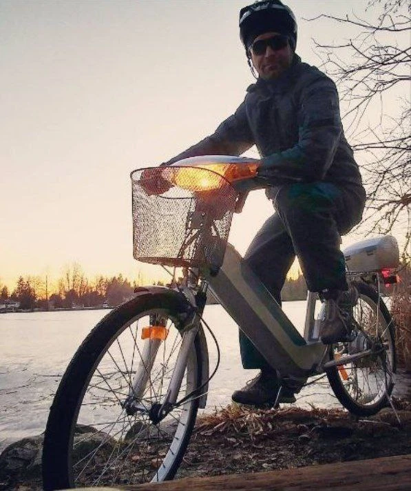 Esprit Solid great looking Electric bike with storage and basket - photo 4
