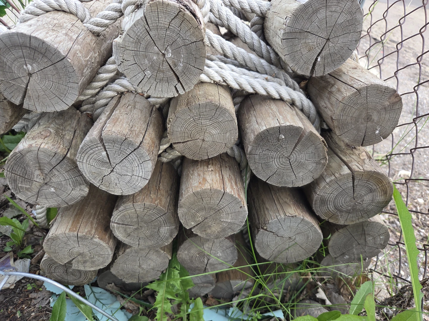 Wooden Log Climbing Rope Ladder - photo 4