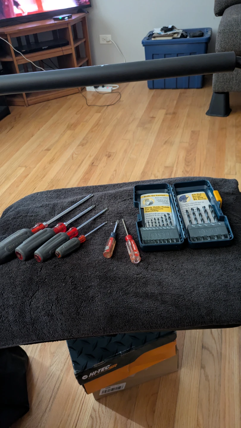 Screwdriver and Drill Bit Set with Levels