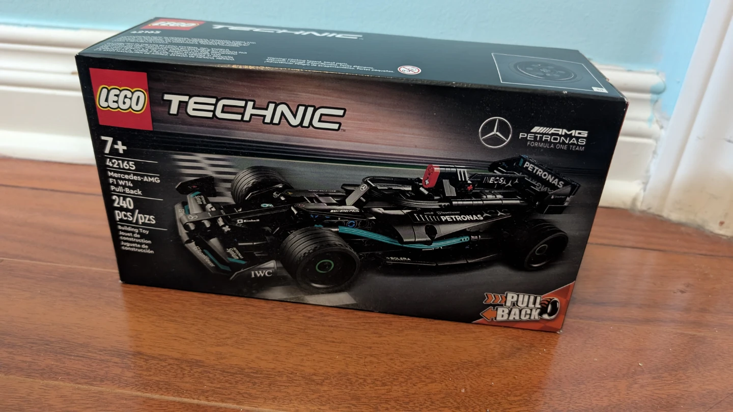 LEGO Technic Mercedes-AMG F1 W14 Pull-Back 42165 - photo 2