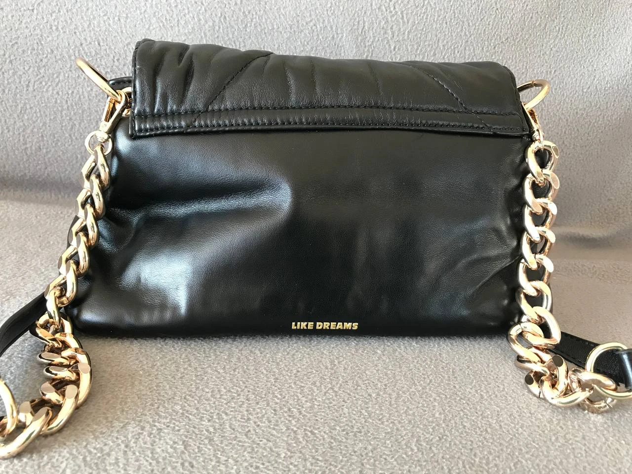 LIKE DREAMS Black Quilted Shoulder Bag - photo 2