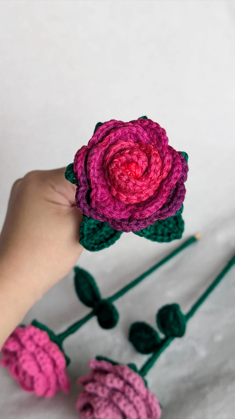 Beautiful Crochet Rose flowers - photo 4