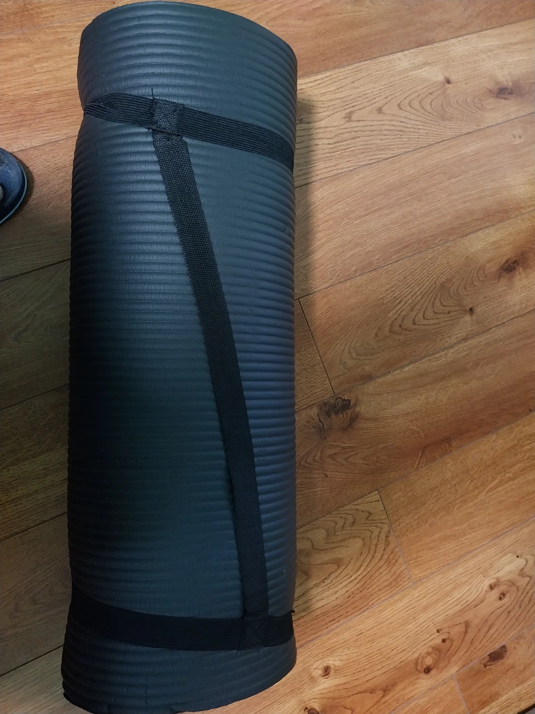 Grey Yoga Mat with Strap