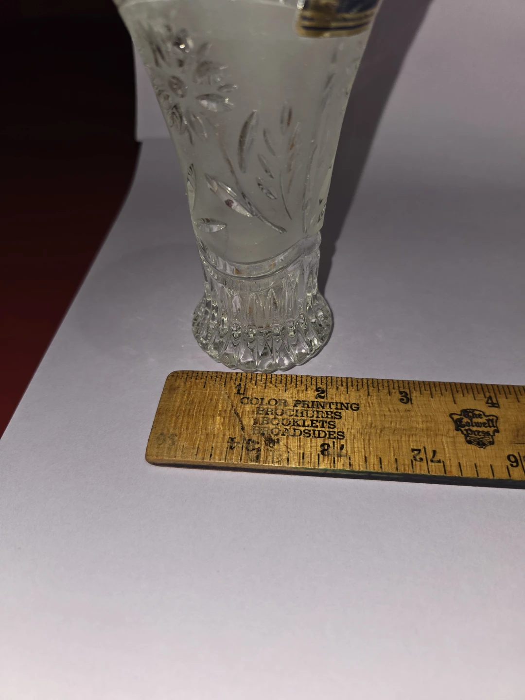 Small Frosted Glass Vase with Floral Etching - photo 4