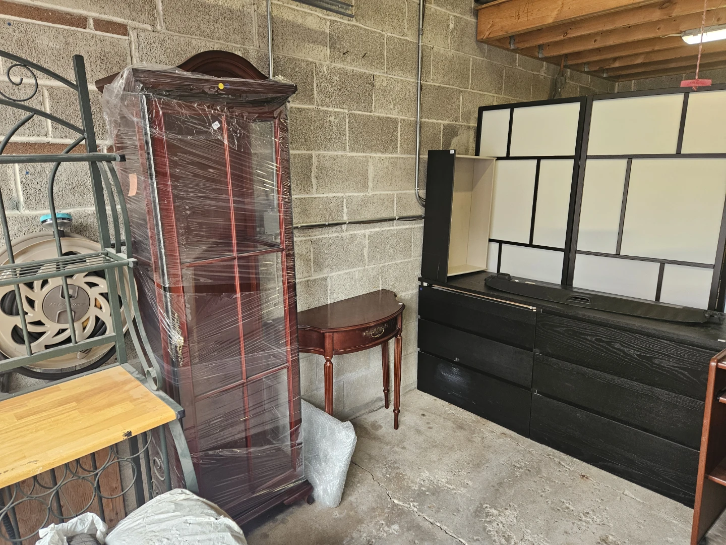 Pictures, Furniture & Tires - photo 5