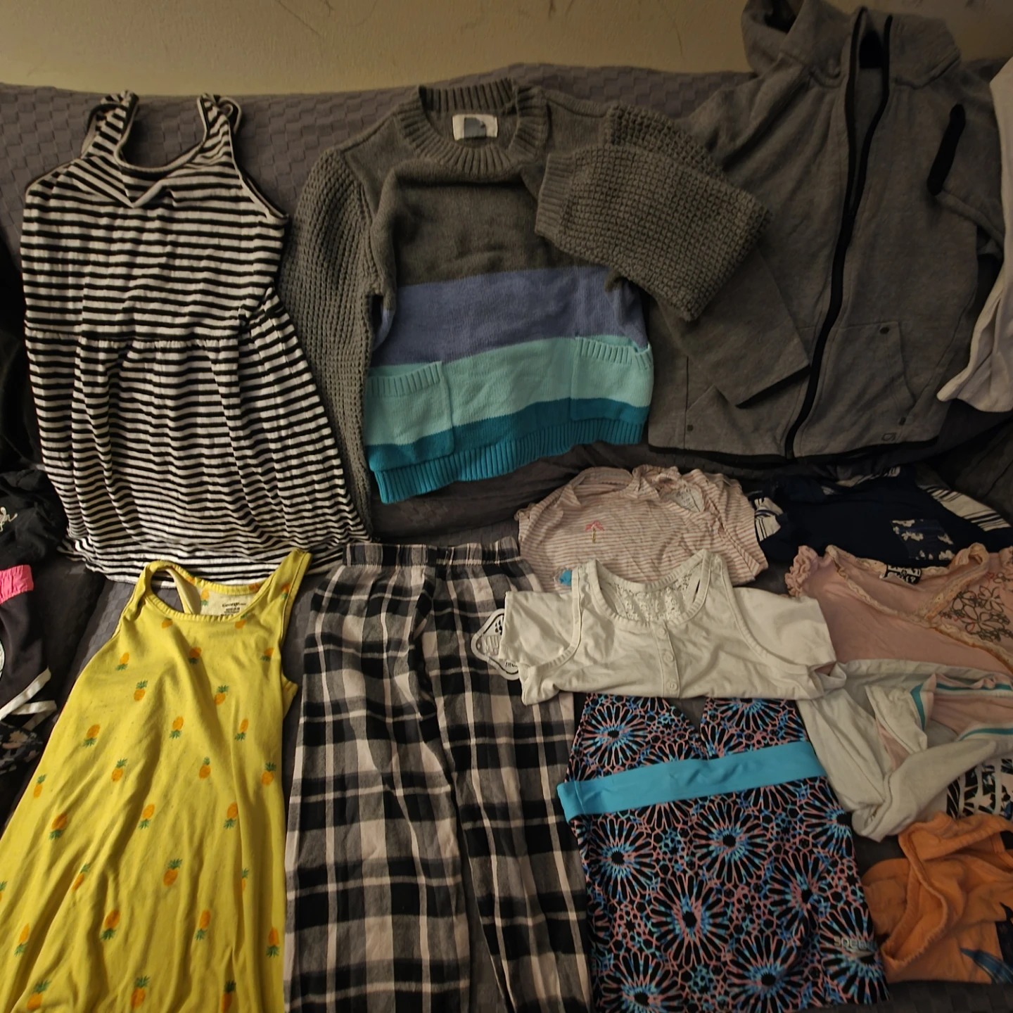 Girls Clothing Lot 7/8 size 20 pieces 1.75 dollar per piece - photo 2