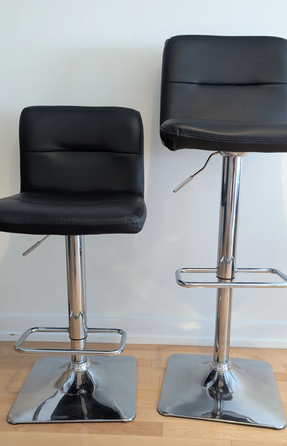 Set of 2 Bouclair Black Adjustable Bar Stools - photo 3