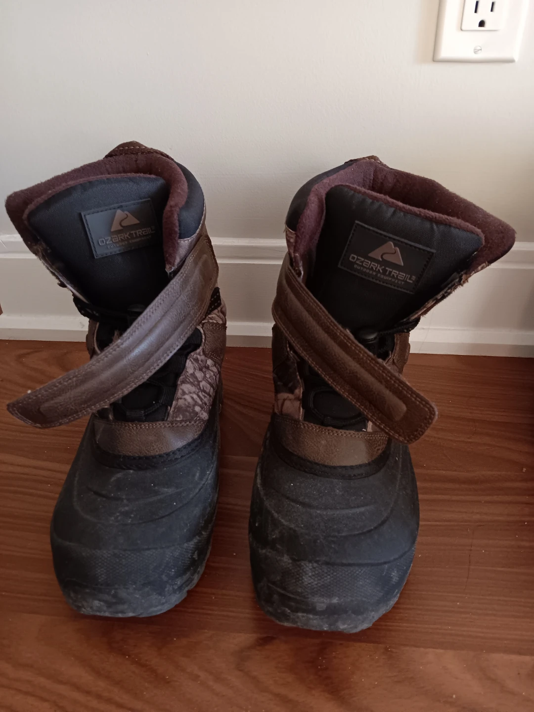 Ozark Trail mens Winter Boots